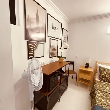 La Maison Parque Jacuzzi Appartamento *