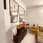 La Maison Parque Jacuzzi Apartament *